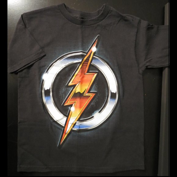 The Flash DC Comics Short Sleeve T-Shirt - NWOT - Picture 1 of 3
